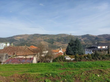 Terreno para Venda em Paradela e Granjinha