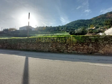 Terreno para Venda em Paradela e Granjinha