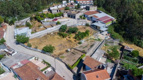 Terreno para Venda em Guilhabreu
