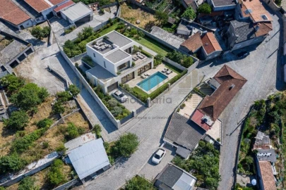 Terreno para Venda em Guilhabreu
