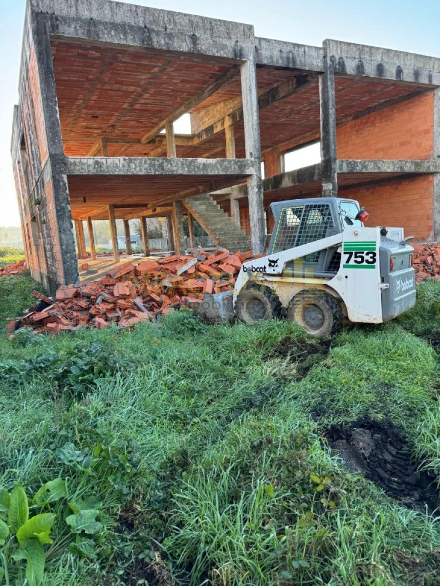 Moradia T3 para Venda em Nogueira e Silva Escura Foto 17