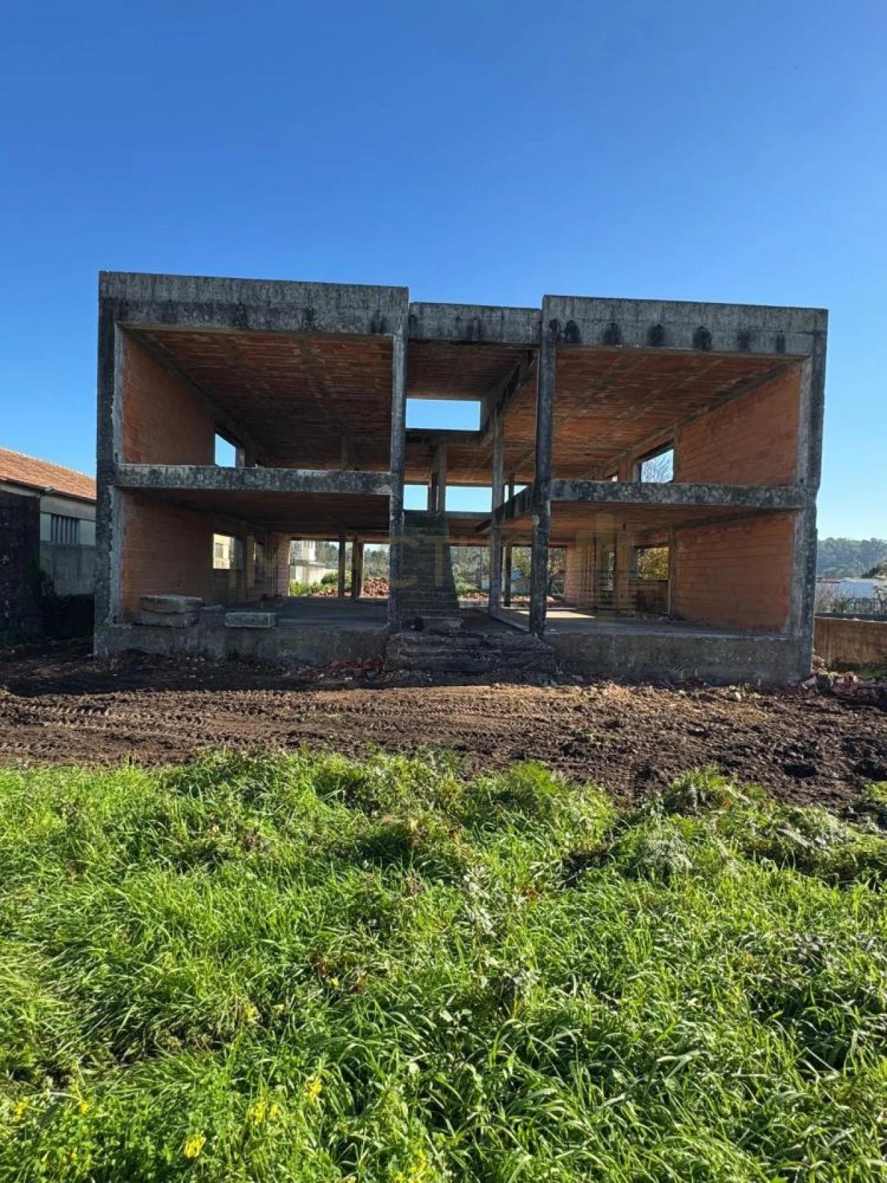 Moradia T3 para Venda em Nogueira e Silva Escura Foto 16