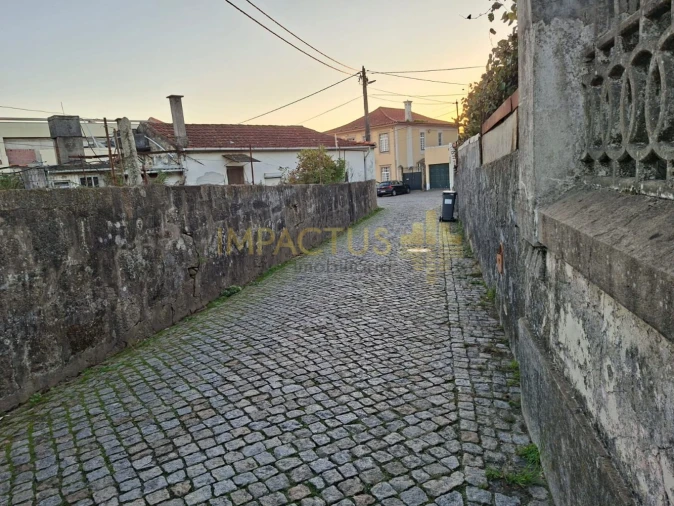 Terreno para Venda em Moreira Foto 5