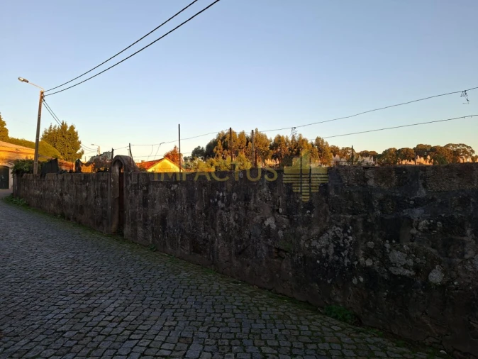 Terreno para Venda em Moreira Foto 7