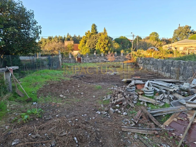 Terreno para Venda em Moreira Foto 2