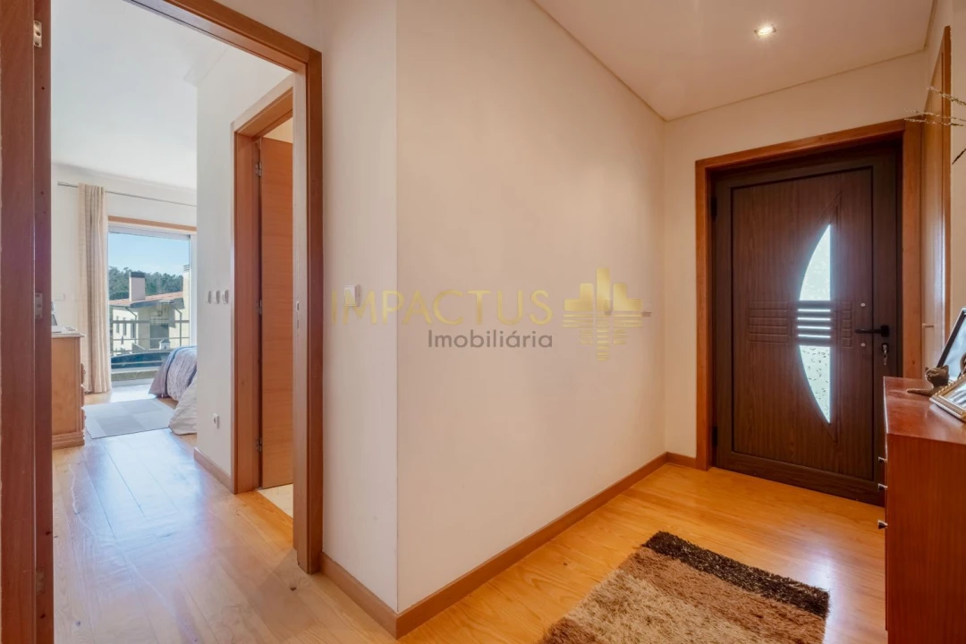 Moradia T3 para Venda em Covelas Foto 9