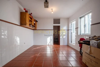 Moradia T3 para Venda em Covelas