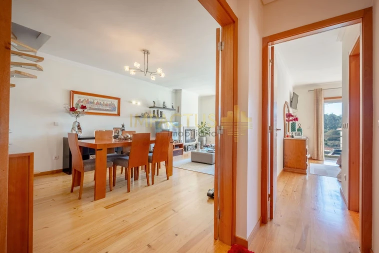 Moradia T3 para Venda em Covelas Foto 8