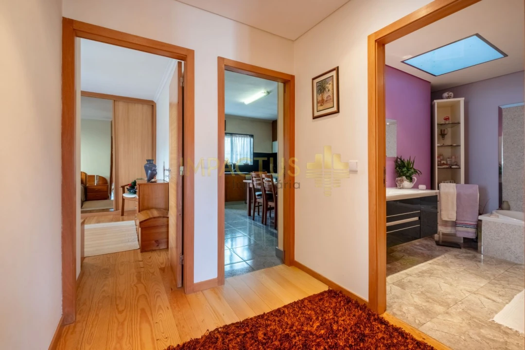 Moradia T3 para Venda em Covelas Foto 18