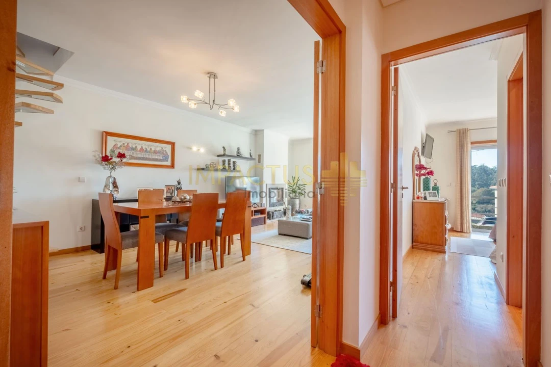 Moradia T3 para Venda em Covelas Foto 8