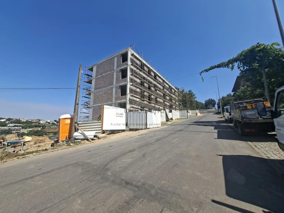 Apartamento T2 para Venda em Oliveira do Douro Foto 5