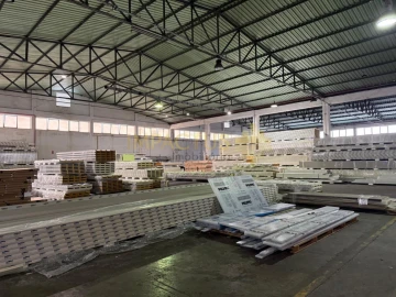 Loja para Arrendamento em Bougado (São Martinho e Santiago)