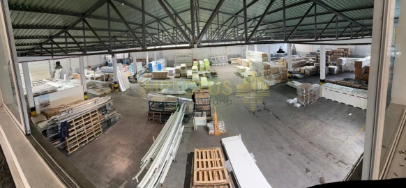 Loja para Arrendamento em Bougado (São Martinho e Santiago)