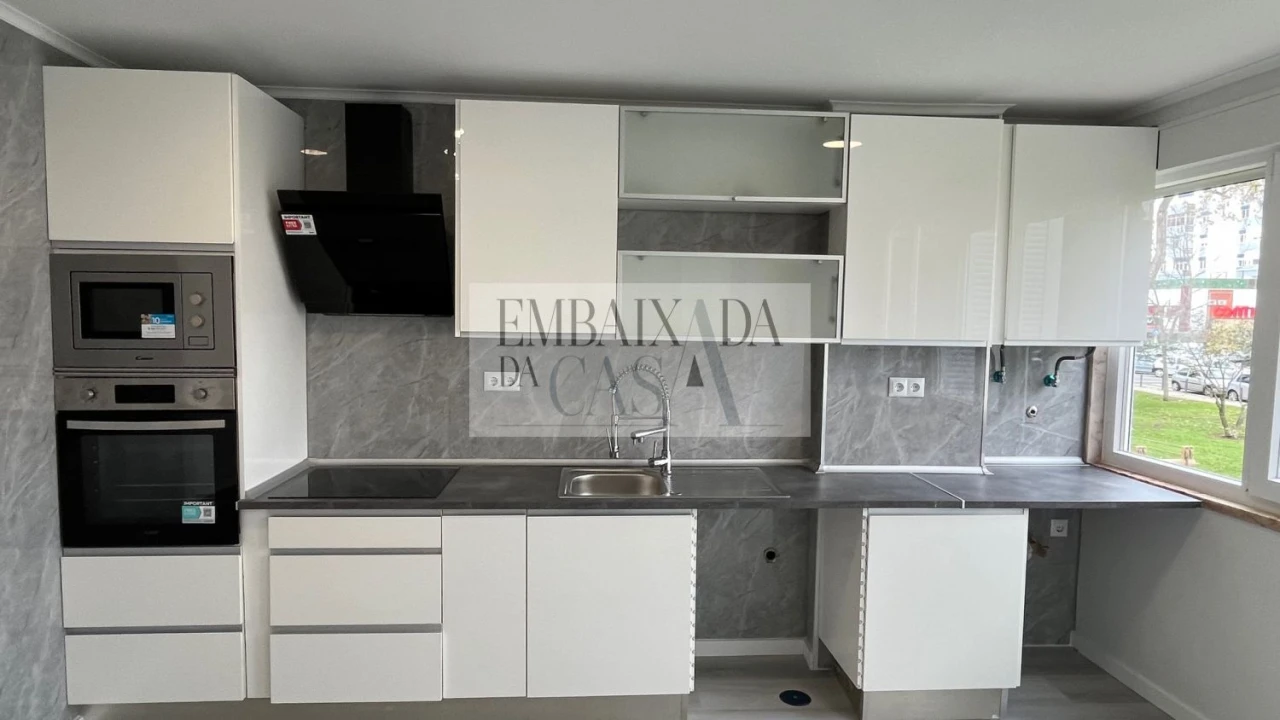 Apartamento T2 para Venda em Oeiras e São Julião da Barra, Paço de Arcos e Caxias Foto 2