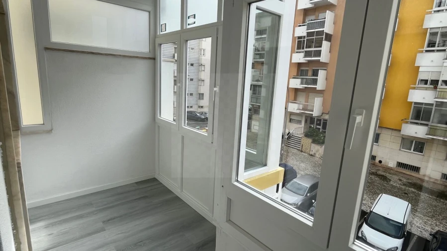 Apartamento T2 para Venda em Oeiras e São Julião da Barra, Paço de Arcos e Caxias Foto 14