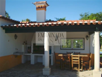 Moradia T8 para Venda em Roliça