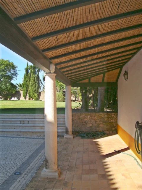Moradia T8 para Venda em Roliça