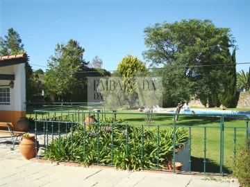 Moradia T8 para Venda em Roliça