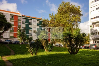 Apartamento T2 para Venda em Benfica