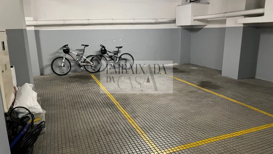 Apartamento T2 para Venda em Alvalade Foto 28