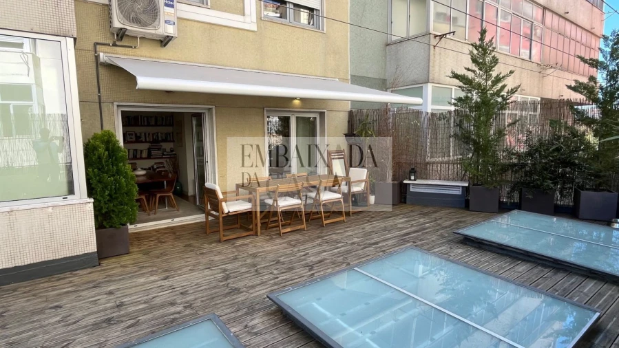 Apartamento T2 para Venda em Alvalade Foto 12