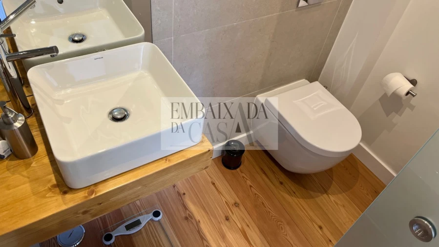 Apartamento T2 para Venda em Alvalade Foto 24