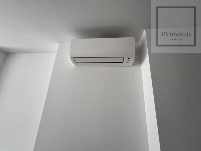 Apartamento T1 para Arrendamento em Santa Maria Maior e Monserrate e Meadela Foto 12