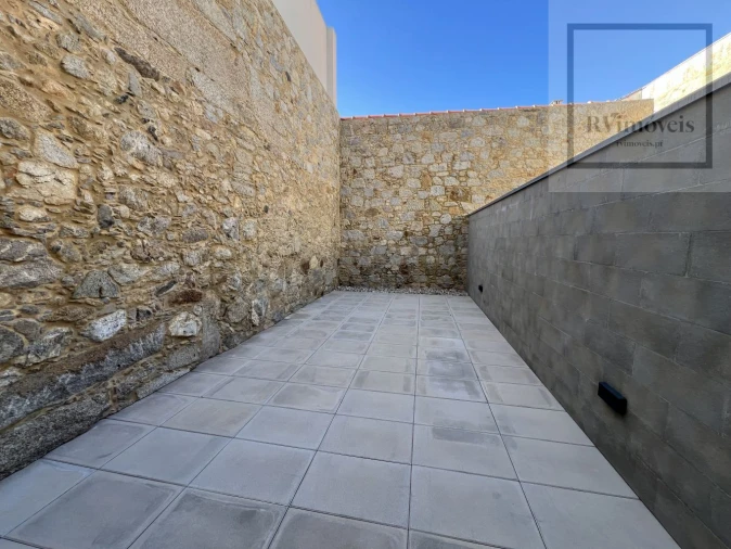 Apartamento T1 para Arrendamento em Santa Maria Maior e Monserrate e Meadela Foto 11