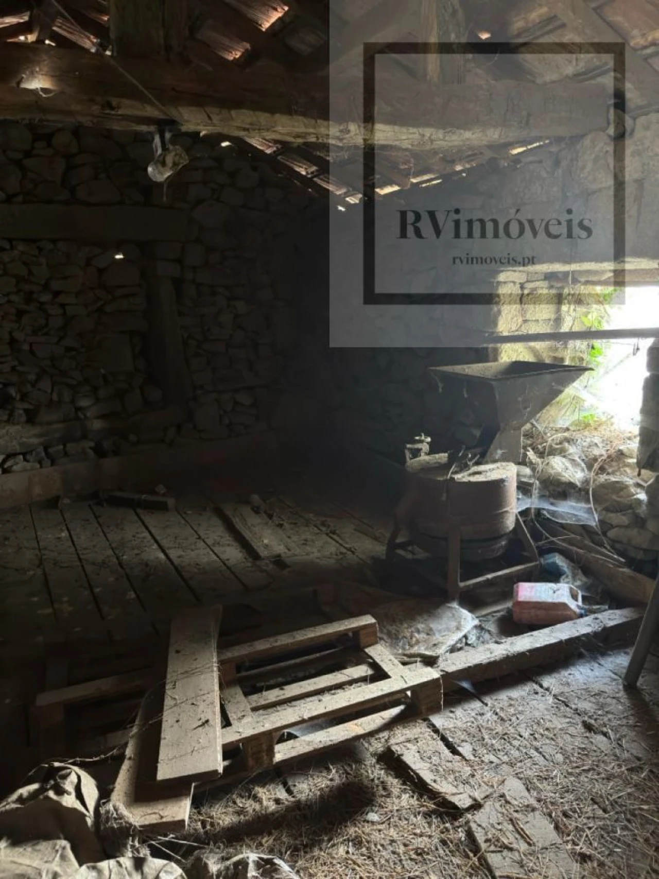 Moradia T5 para Venda em Covas Foto 15