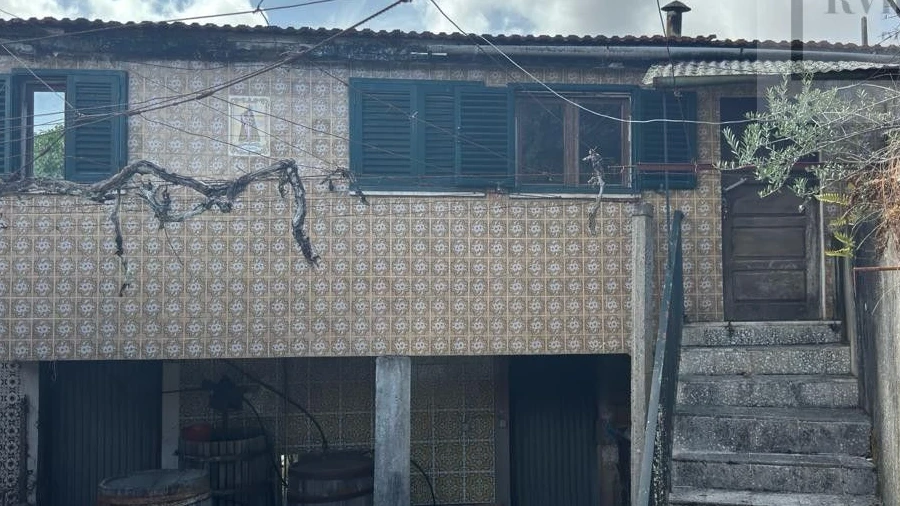 Moradia T5 para Venda em Covas