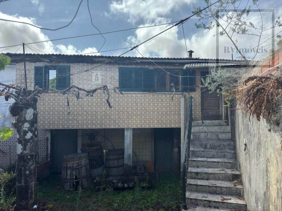 Moradia T5 para Venda em Covas Foto 1