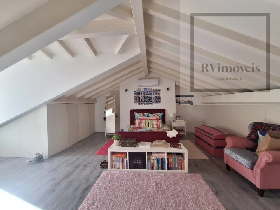 Moradia T4 para Venda em Santa Maria Maior e Monserrate e Meadela Foto 33