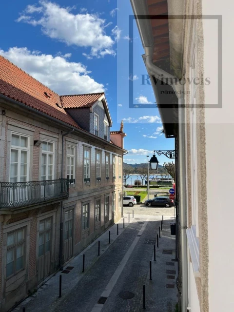 Moradia T4 para Venda em Santa Maria Maior e Monserrate e Meadela