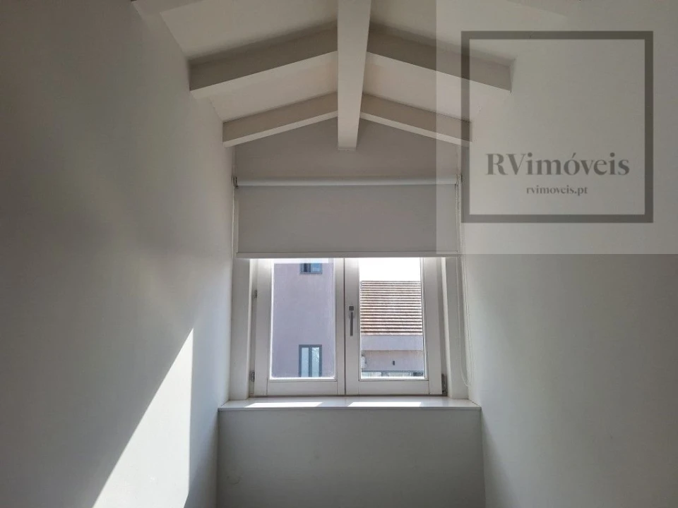 Moradia T4 para Venda em Santa Maria Maior e Monserrate e Meadela Foto 29