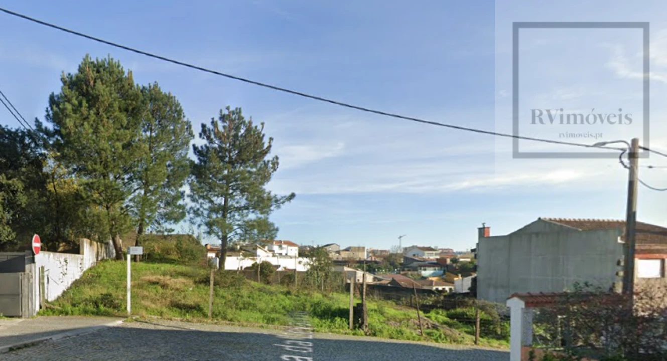 Terreno para Venda em Pedrouços Foto 1
