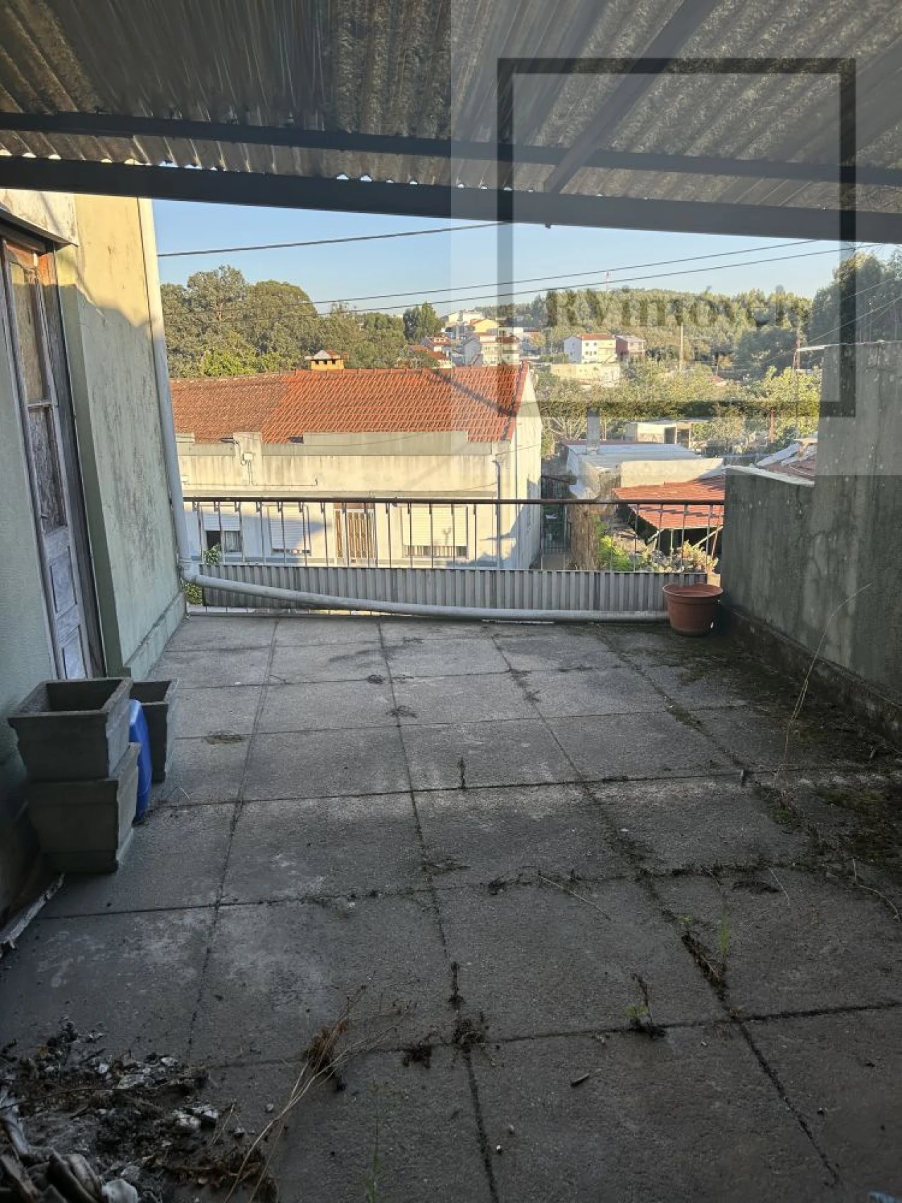 Loja para Venda em Milheiros Foto 10