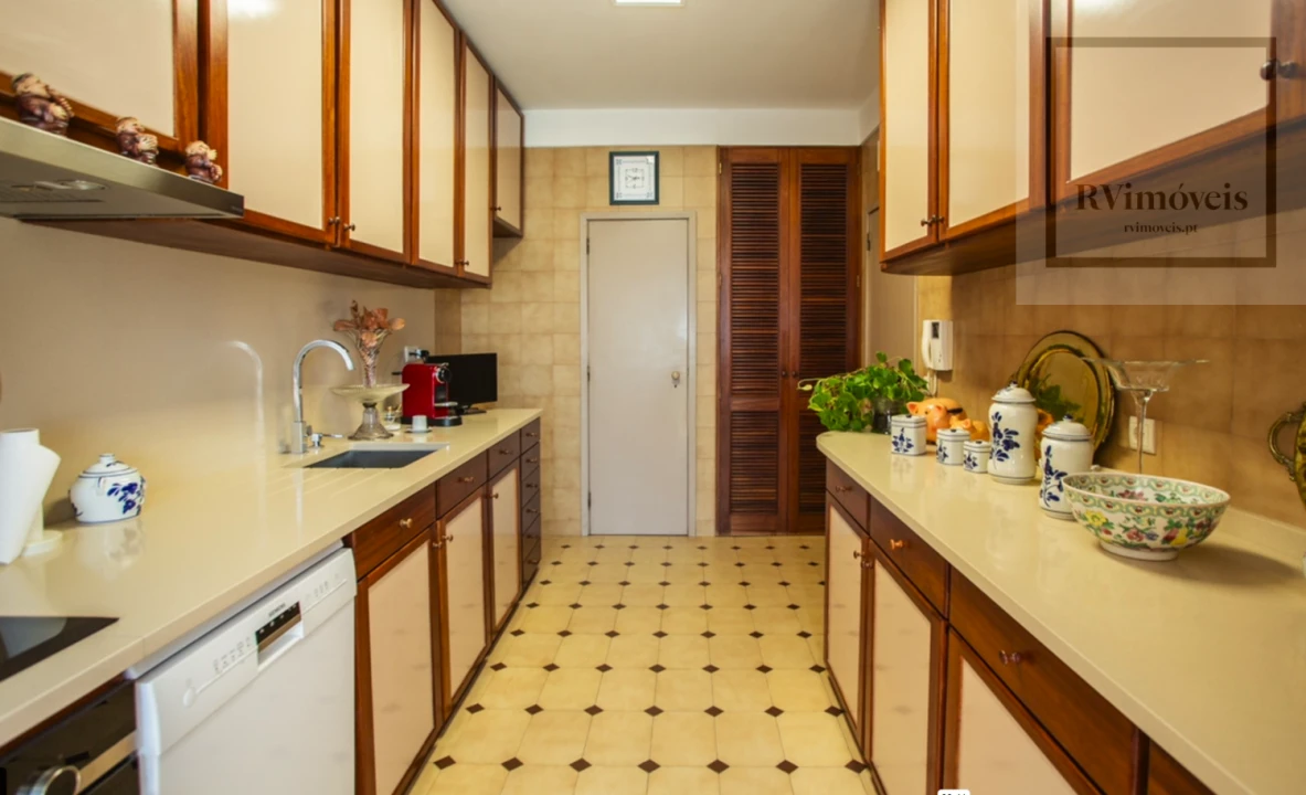 Apartamento T4 para Venda em Aldoar, Foz do Douro e Nevogilde Foto 25