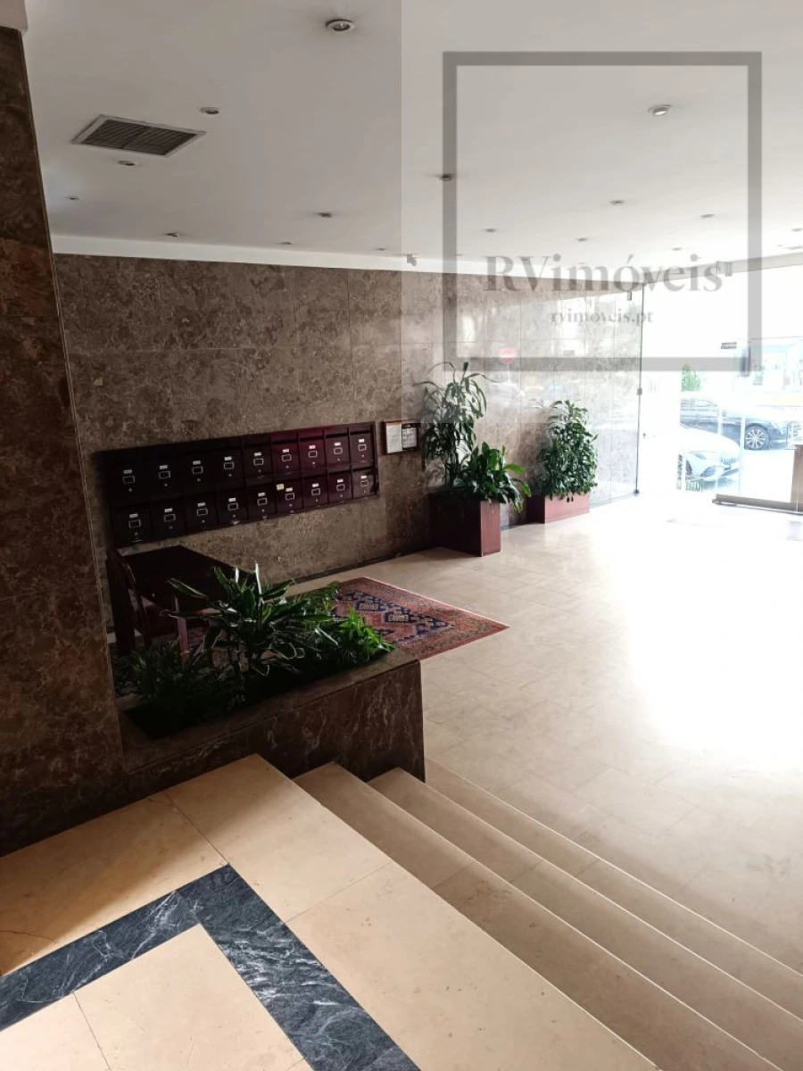 Apartamento T4 para Venda em Aldoar, Foz do Douro e Nevogilde Foto 6