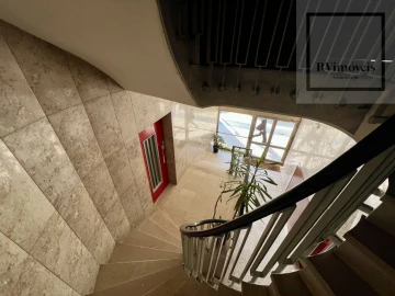 Loja para Arrendamento em Cedofeita, Santo Ildefonso, Sé, Miragaia, São Nicolau e Vitória