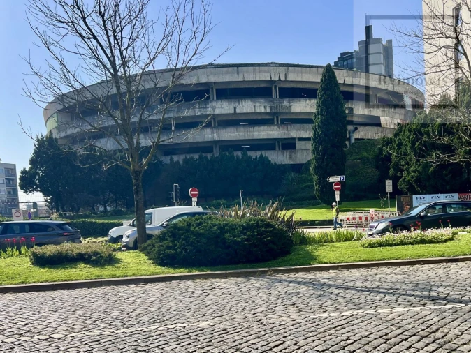 Loja para Arrendamento em Cedofeita, Santo Ildefonso, Sé, Miragaia, São Nicolau e Vitória Foto 22