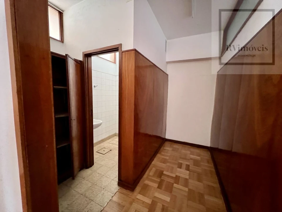 Loja para Arrendamento em Cedofeita, Santo Ildefonso, Sé, Miragaia, São Nicolau e Vitória Foto 17