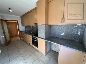 Apartamento T3 para Venda em Darque