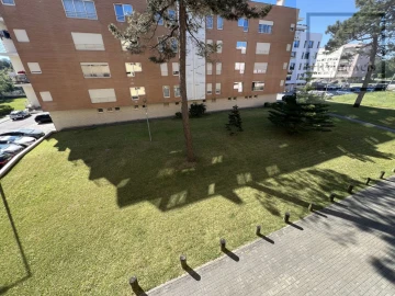 Apartamento T3 para Venda em Darque