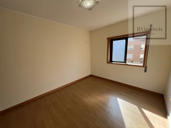 Apartamento T3 para Venda em Darque Foto 15