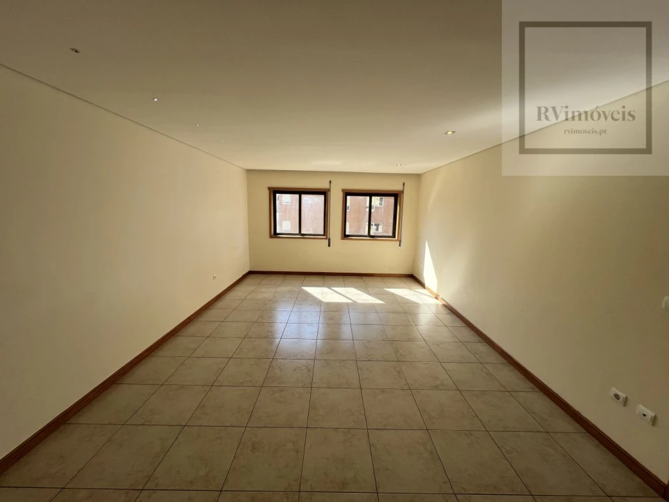 Apartamento T3 para Venda em Darque Foto 29