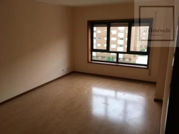 Apartamento T2 para Venda em São Mamede de Infesta e Senhora da Hora