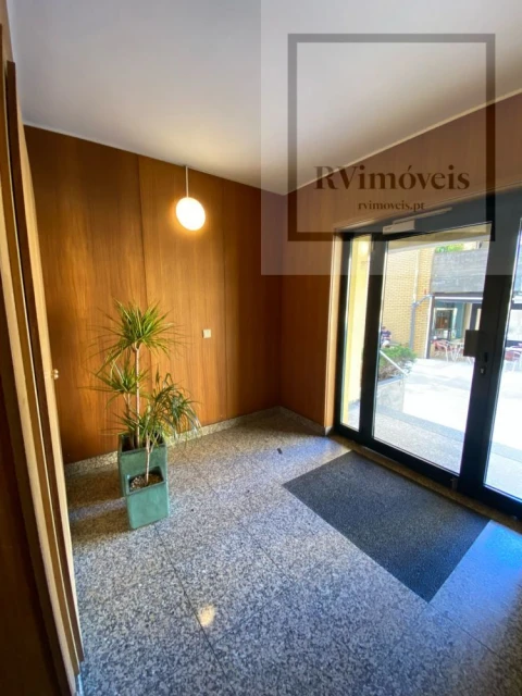 Apartamento T2 para Venda em São Mamede de Infesta e Senhora da Hora