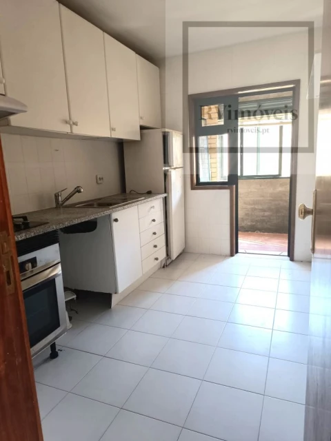 Apartamento T2 para Venda em São Mamede de Infesta e Senhora da Hora