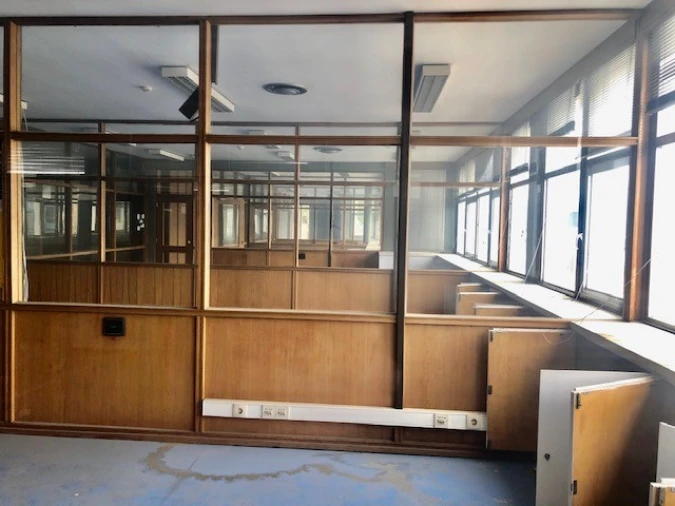 Loja para Arrendamento em Ramalde Foto 15