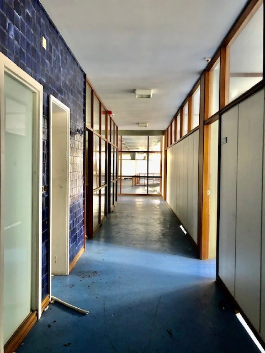 Loja para Arrendamento em Ramalde Foto 16